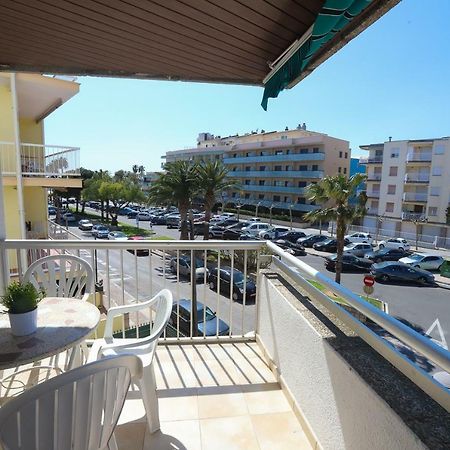 Costa Daurada Apartaments - Regueral Камбрильс Экстерьер фото